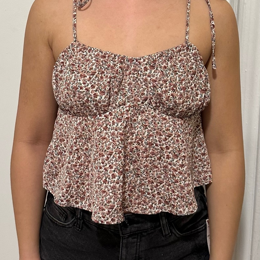 Floral cropped tank, adjustable tie straps